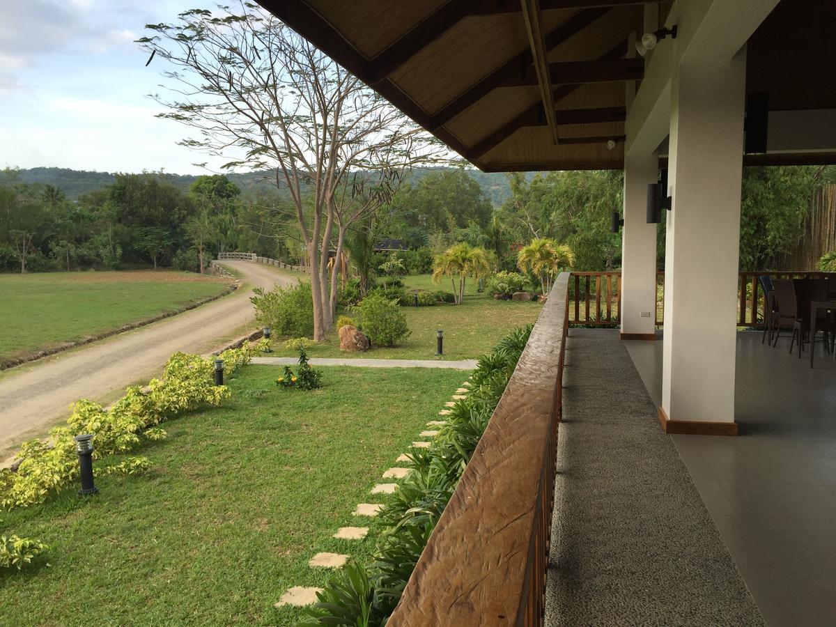Casitas De Victoria Hotel Nasugbu Exterior photo